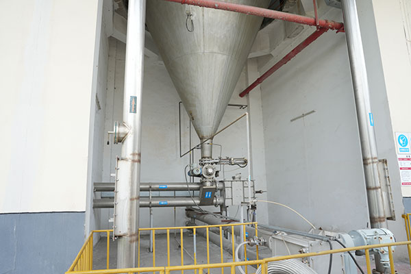 انبار مواد اولیه